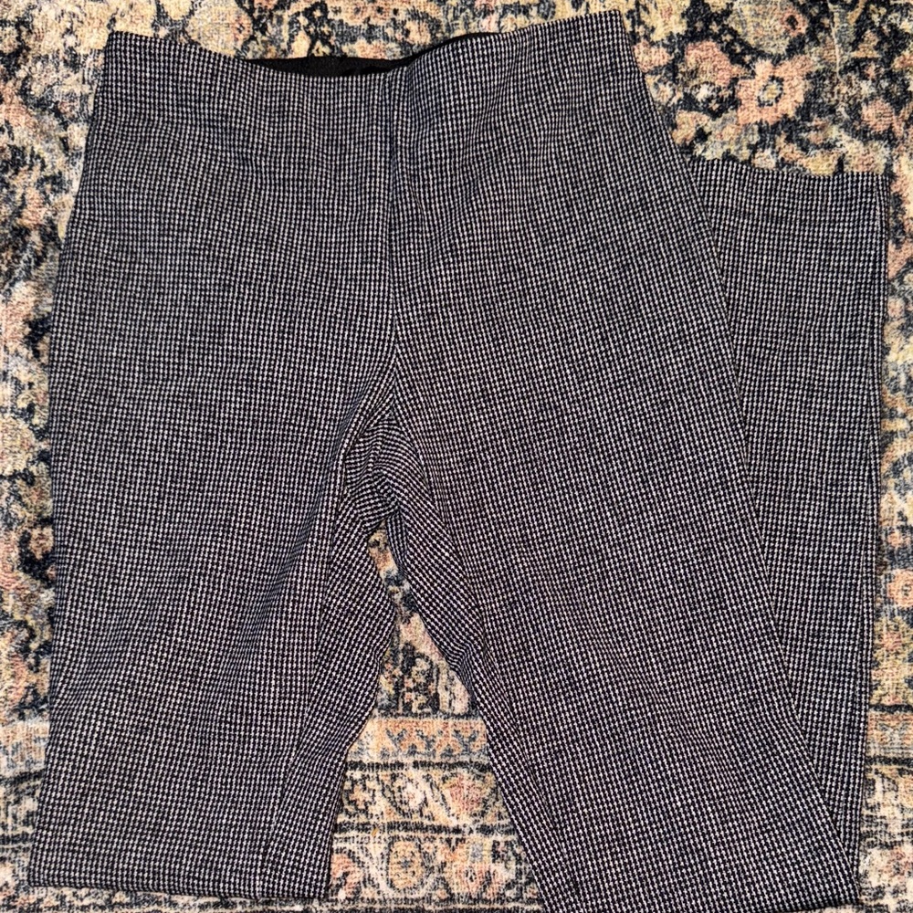 Theory black and white zip legging pants